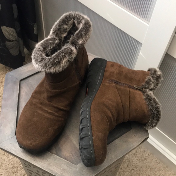 Khombu Shoes - Leather Khombu winter boots, soft & warm